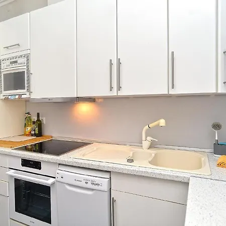 Ferienwohnung Fuer 4 Personen Ca 55 Qm In Pula, Istrien Istrische Riviera - B53022 *