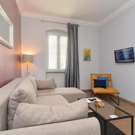 Ferienwohnung Fuer 4 Personen Ca 55 Qm In Pula, Istrien Istrische Riviera - B53022 * Pula