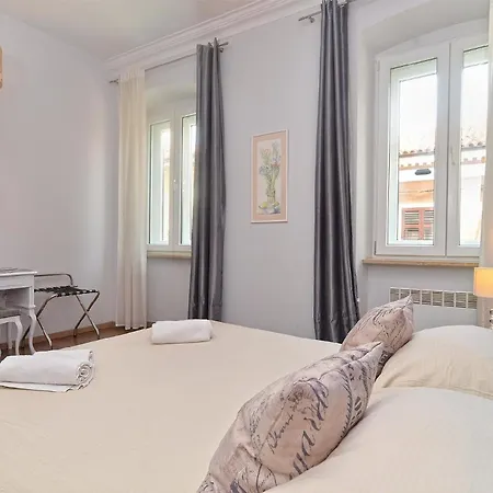Apartment Ferienwohnung Fuer 4 Personen Ca 55 Qm In Pula, Istrien Istrische Riviera - B53022 Pula